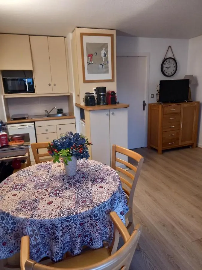 Appartement Studio Cosy Ty Avel Avec Parking , Balcon & Wifi Quiberon France